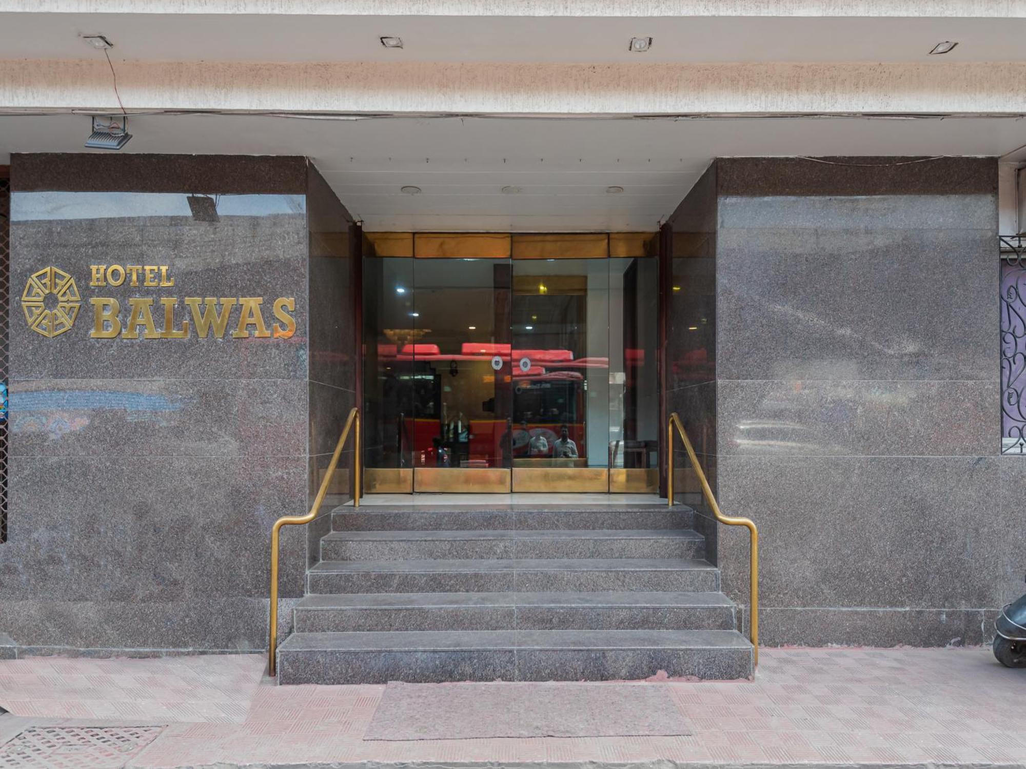 Hotel Balwas 수라트 외부 사진